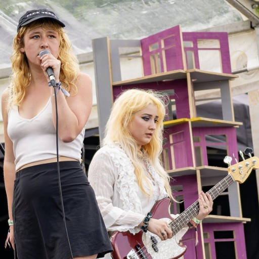 Lambrini Girls Concerts in St. Louis